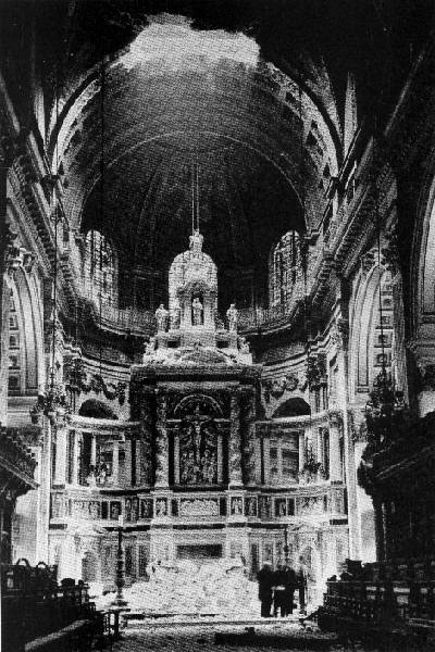 St Paul's Cathedral London, October 10th 1940, altar destroyed by German bomb, an 'act of God'.