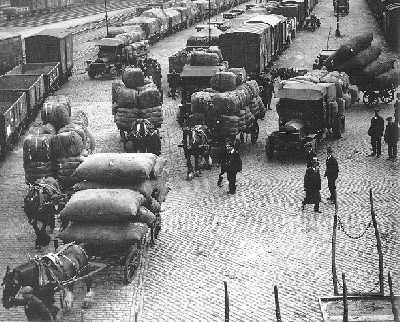 Old Goodsyard - Horse drawn transport